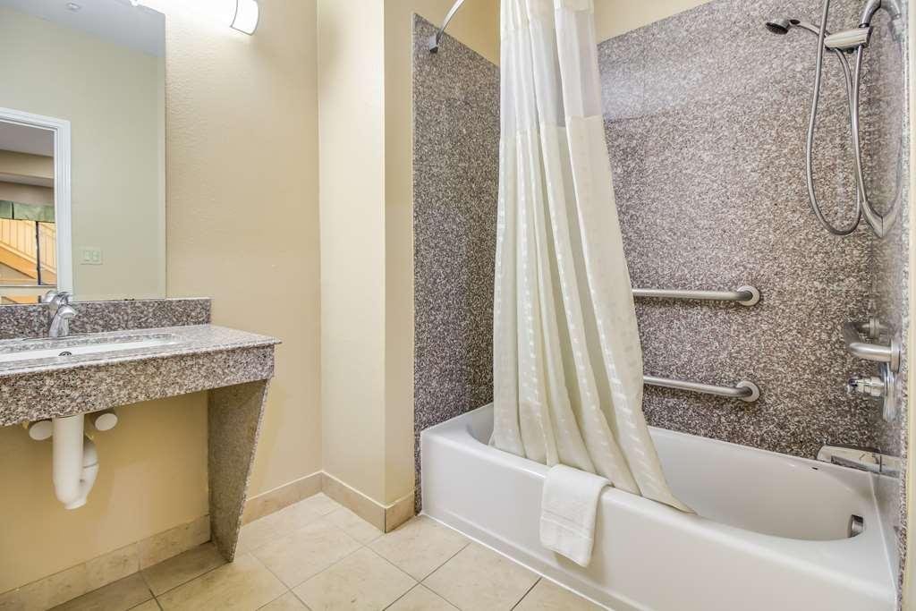 Americas Best Value Inn & Suites Tomball Exterior foto